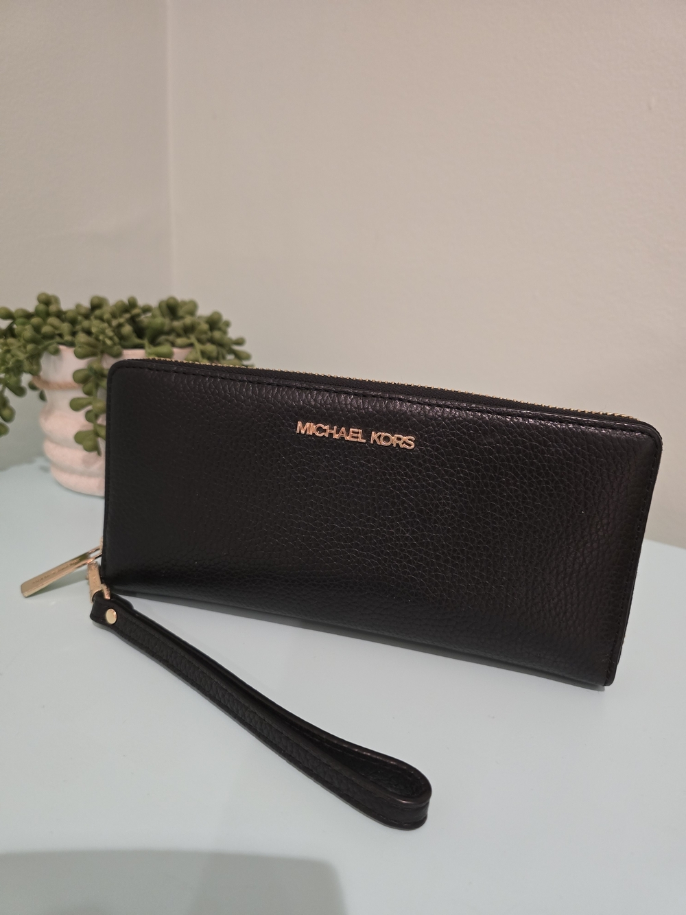 Michael Kors Black Pebbled Leather Zip-Around Wristlet Wallet